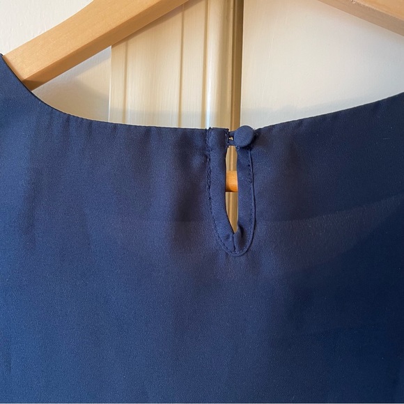 J Crew Navy Block style blouse - Size XS - Picture 3 of 5